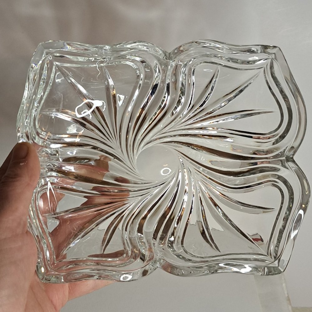 Mikasa "Spring Flair" Rectangle Heavy Crystal Cut Candy Dish 8" - Picture 2 of 8